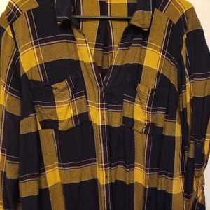 Gibson and Latimer Plaid Button Down Shirt